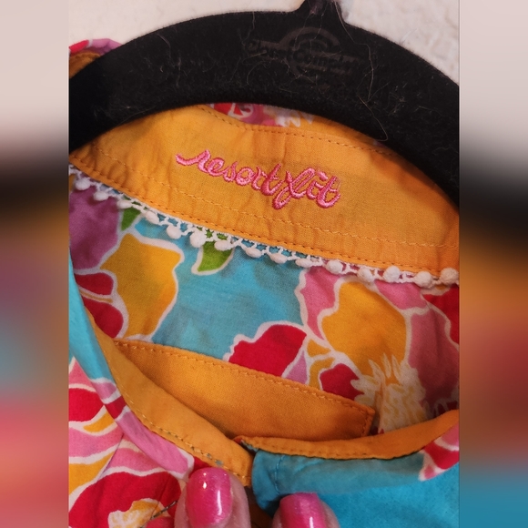 Lilly Pulitzer Resort Fit Blue Floral Print Button-Down Shirts, Size M - Picture 4 of 7